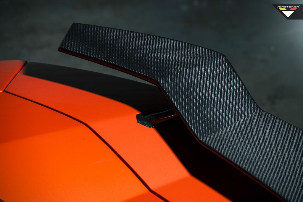 Lamborghini Aventador-V LP-740