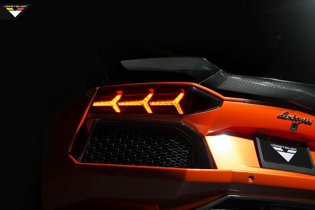 Lamborghini Aventador-V LP-740