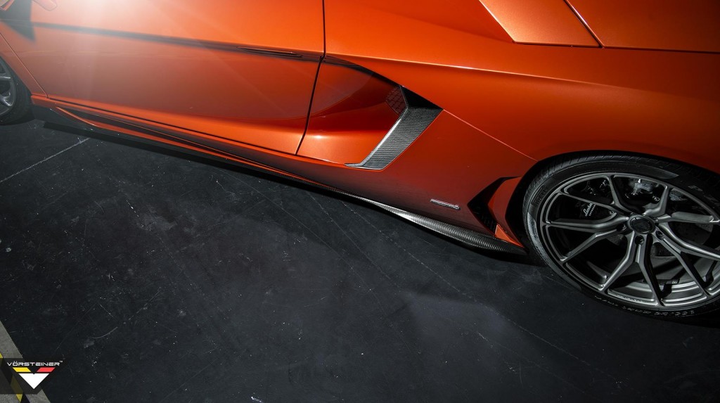 Lamborghini Aventador-V LP-740