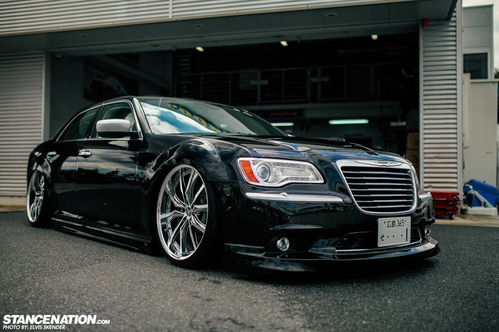 Aimgain Chrysler 300C VIP Style