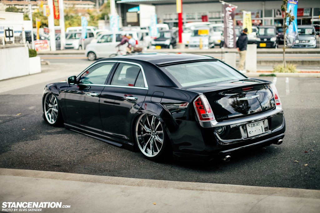 Aimgain Chrysler 300C VIP Style