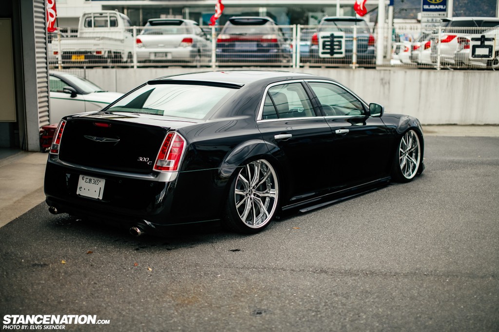 Aimgain Chrysler 300C VIP Style