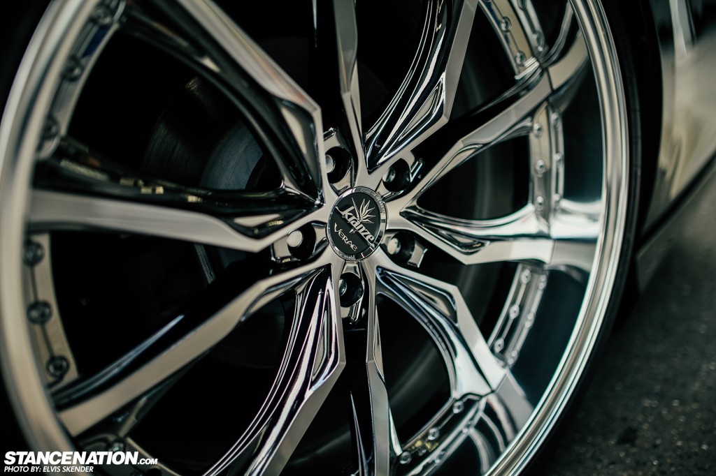 Aimgain Chrysler 300C VIP Style