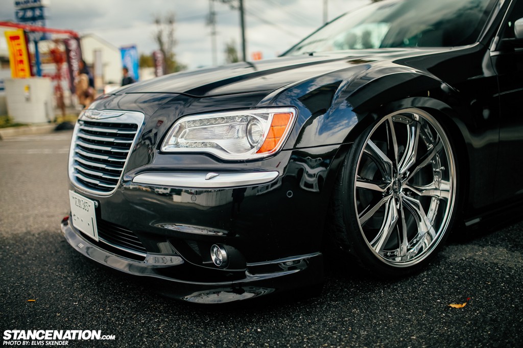 Aimgain Chrysler 300C VIP Style