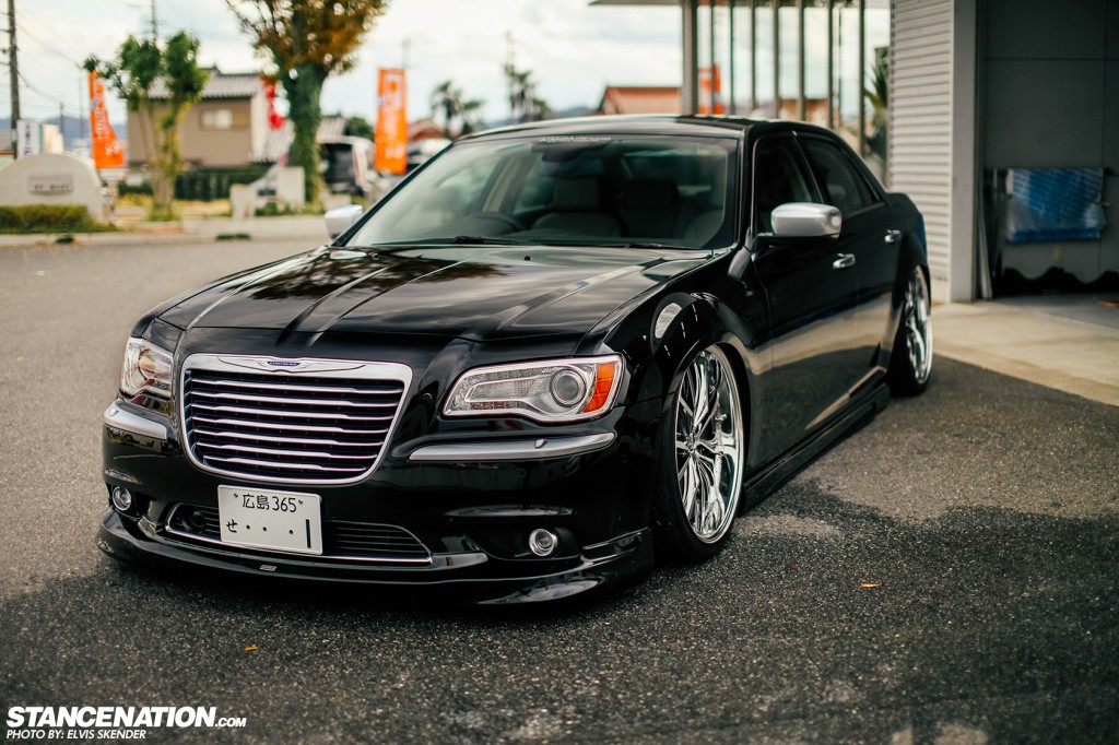 Aimgain Chrysler 300C VIP Style