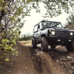Land Rover Defender 90 Restomodded от Icon