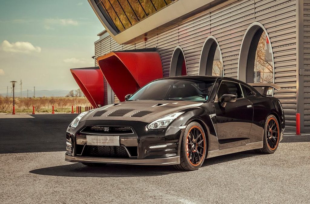 2015 Nissan GT-R от Overdrive