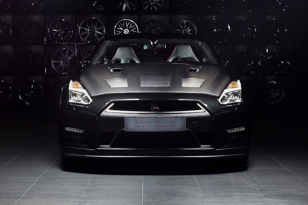 2015 Nissan GT-R от Overdrive