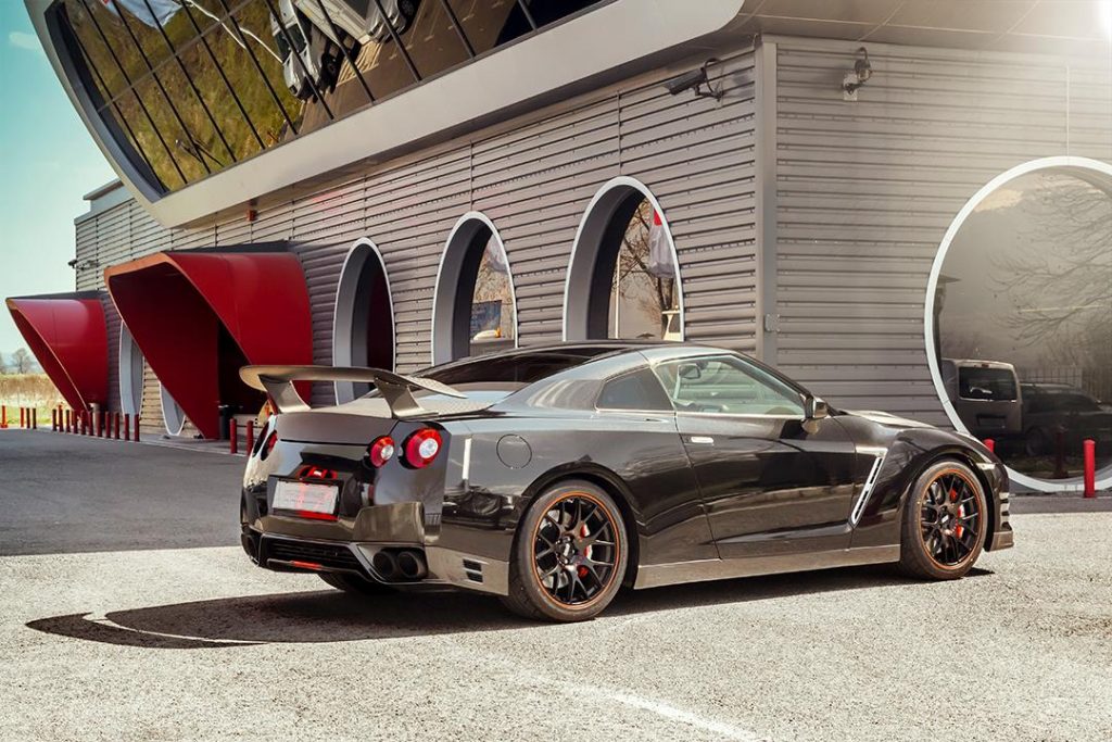 2015 Nissan GT-R от Overdrive